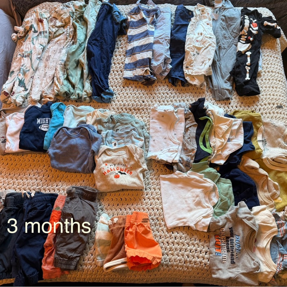 BABY BOY CLOTHES LOT NEWBORN-3 MONTHS & DIAPERS